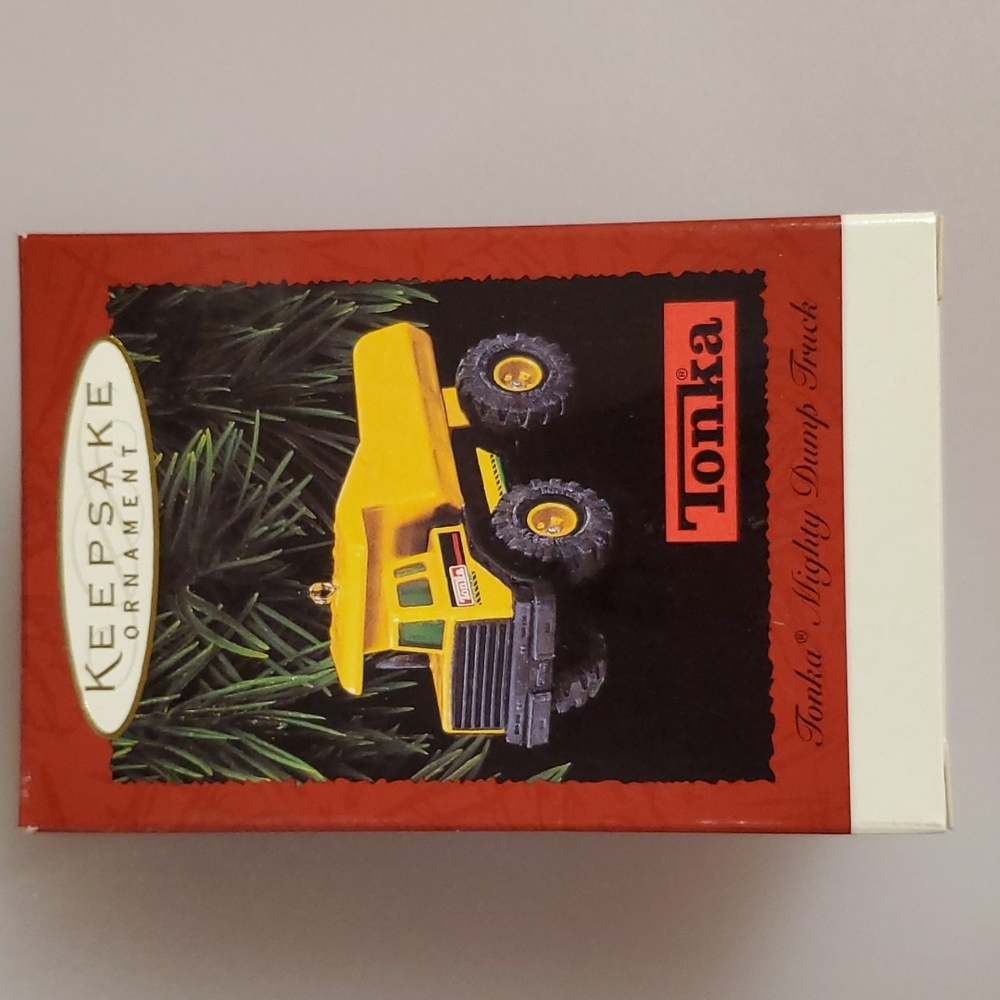 HALLMARK Hasbro Tonka Mighty Dump Truck 1996 NIB Keepsake Ornament yellow